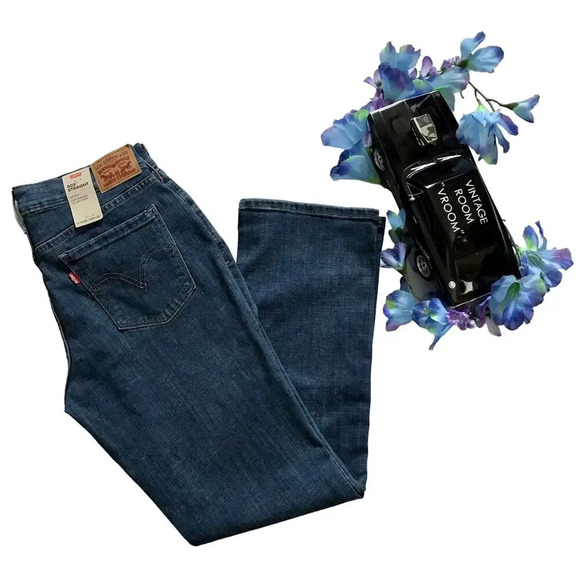 Levi's NWT 505 Classic Straight Jeans Women 10/30 Short - Picture 1 of 10